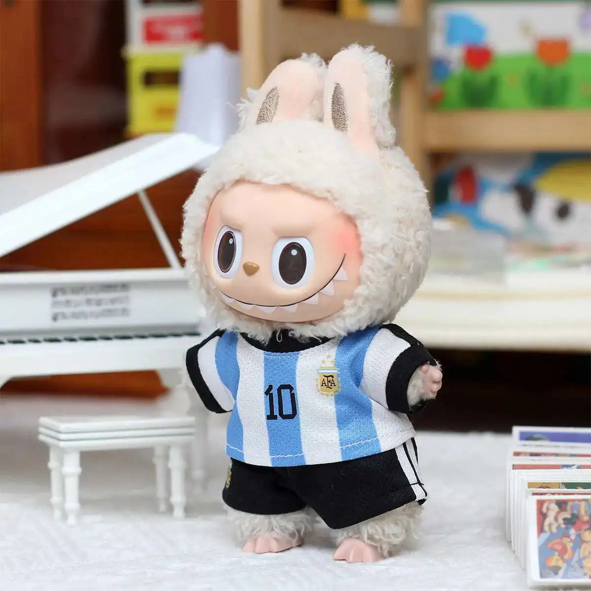 17cm Labubu Football Size 10 Clothing for V1, V2, V3 Labubu Dolls, Size 7 Pendant Doll Apparel, DIY Sportswear Gift for Boys