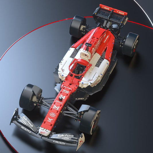 【1：8】Static Version: Formula 1 Brick Assembly Racing Car, Toy Car, Red and White F1 Racing Car, Educational Toy, Assembly Model